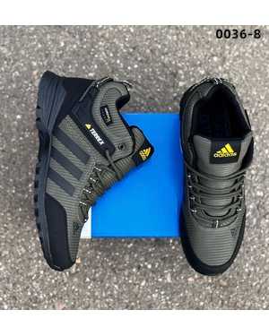 Мужские кроссовки на зиму Маломерят на размер