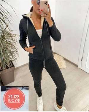 ЖЕНСКИЙ КОСТЮМ ТКАНЬ ФЛИС С БАРАШКОЙ