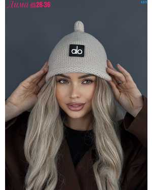 ШАПКА РАЗМЕР: ЕДИНЫЙ 20% НЕЙЛОН, 55% ВИСКОЗА, 20% ПОЛИАМИД, 5% КАШЕМИР