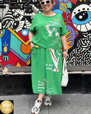 ЖЕНСКИЙ КОСТЮМ ДВОЙКА ТКАНЬ СИНГАПУР