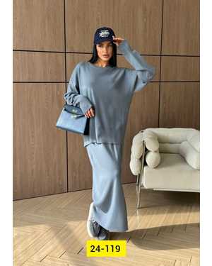 ЖЕНСКИЙ КОСТЮМ ДВОЙКА ТКАНЬ ВЯЗКА