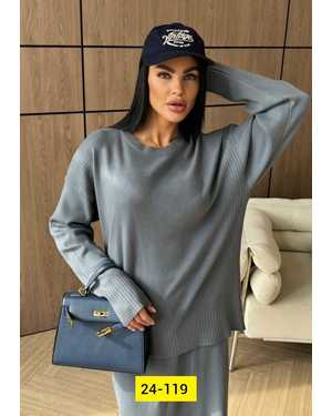 ЖЕНСКИЙ КОСТЮМ ДВОЙКА ТКАНЬ ВЯЗКА