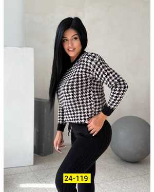 ЖЕНСКИЙ КОСТЮМ ДВОЙКА ТКАНЬ ВЯЗКА