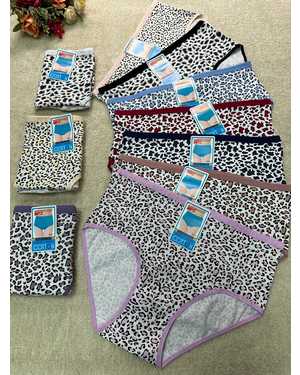 Женские трусики. В упаковке 10шт один размер разные цвета