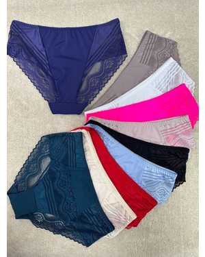 Женские трусики. В упаковке 6шт один размер разные цвета
