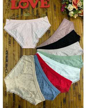 Женские трусики. В упаковке 6шт один размер разные цвета