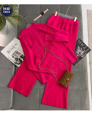 ЖЕНСКИЙ КОСТЮМ ДВОЙКА ТКАНЬ КАШЕМИР С СТРАЗАМИ