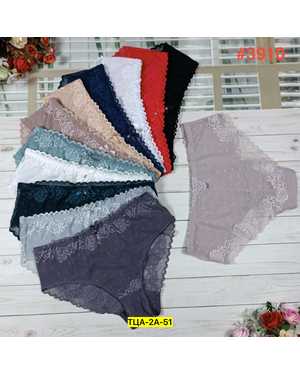 Женские трусики. В упаковке 6шт один размер разные цвета