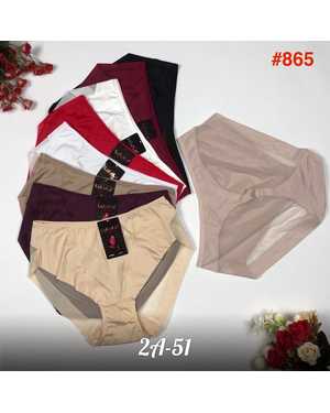 Женские трусики. В упаковке 6шт один размер разные цвета