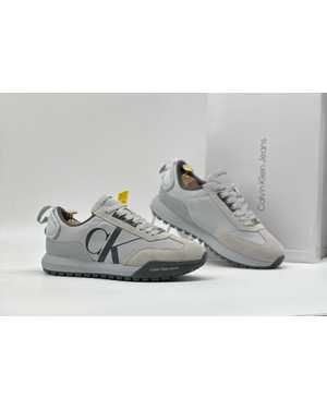 Мужские кроссовки на зиму в размер