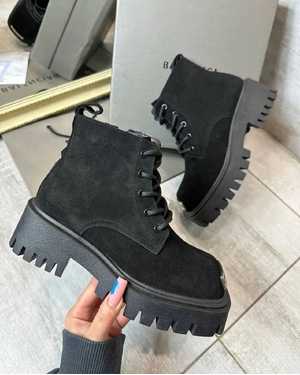 Женские Ботинки на зиму в размер