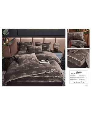 Комплект постельного белья с готовым одеялом. Ткань : Велюр(возможно замена на похожее)