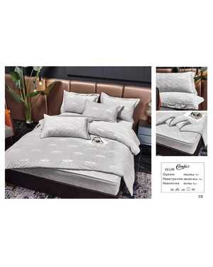 Комплект постельного белья с готовым одеялом. Ткань : Велюр(возможно замена на похожее)