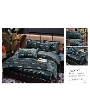 Комплект постельного белья с готовым одеялом. Ткань : Велюр(возможно замена на похожее)