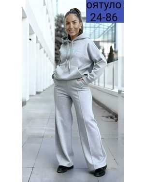 ЖЕНСКИЙ КОСТЮМ ТКАНЬ ТРОЁ НИТКА С НАЧЁСОМ