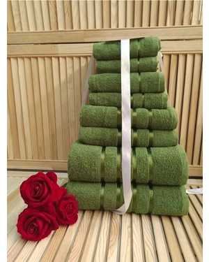 Комплект из восьми полотенец Материал: Махра Плотность: 400г/м2 Размер: 70*130- 2 шт , 50*80 - 2 шт, 30*60 - 2 шт, 30*30 - 2 шт