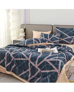 Комплект постельного белья с готовым одеялом от фирмы Candie's Вид ткани: Сатин Хлопок Наполнитель одеяло: 100% шелк Тусса(возможно замена на похожее)