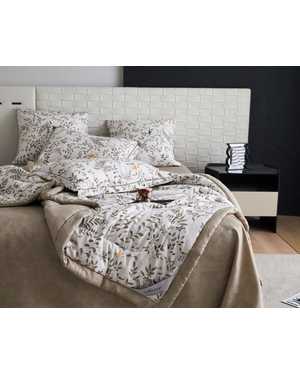 Комплект постельного белья с готовым одеялом от фирмы кендис(возможно замена на похожее)