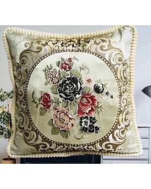 Декоративная наволочка на подушку Материал чехла плотный и приятный гобелен с велюром.