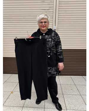 Женские брюки Турецкий трикотаж средней толщины , тянутся