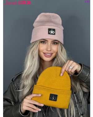 ШАПКА РАЗМЕР: ЕДИНЫЙ 70% ШЕРСТЬ, 30% АКРИЛ