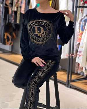 ЖЕНСКИЙ КОСТЮМ ТКАНЬ ВЕЛЮР С СТРАЗЫ