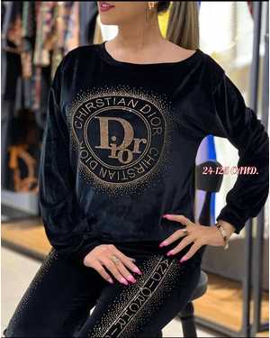 ЖЕНСКИЙ КОСТЮМ ТКАНЬ ВЕЛЮР С СТРАЗЫ