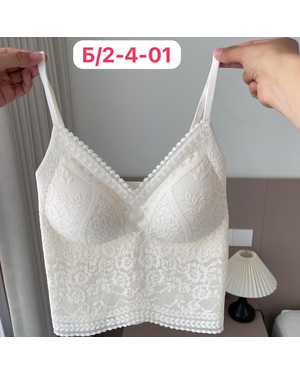 Женский топ с тонким поролоном