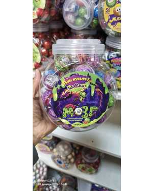 Жевательная резинка с кислой начинкой В упаковке 50шт по 10гр