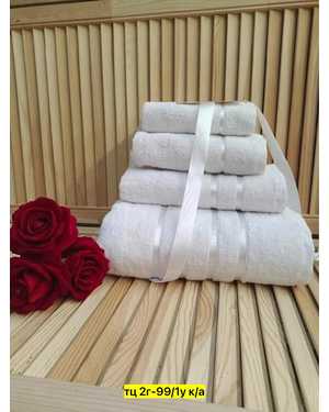 Комплект из четырех полотенец Производитель узбекистан Размер: 70/130- 1 шт, 50/80 - 1 шт, 30/60 - 1 шт, 30/30 - 1 шт
