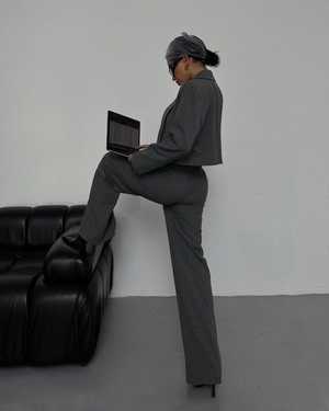 ЖЕНСКИЙ КОСТЮМ ДВОЙКА В РАЗМЕР ТКАНЬ МОСКВА ПОЛОСКА